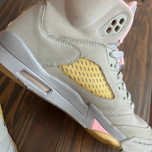 Jordan pink and grey retro 5’s - Picture 9 of 12